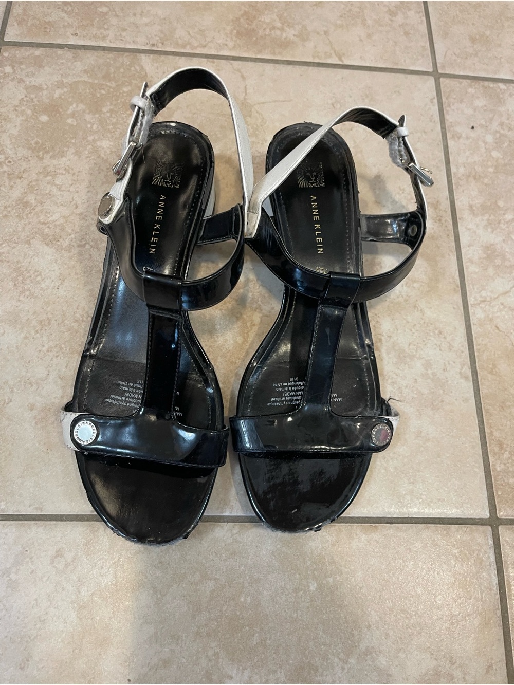 Anne Klein Sandals size 8.5